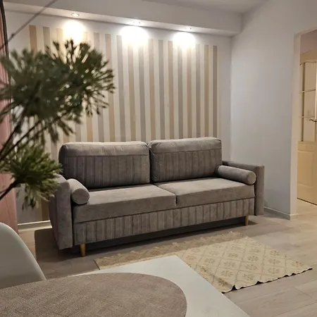 Dworcowa Przy Basenie Olštýn