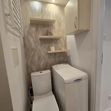 Dworcowa Przy Basenie 아파트 올슈틴